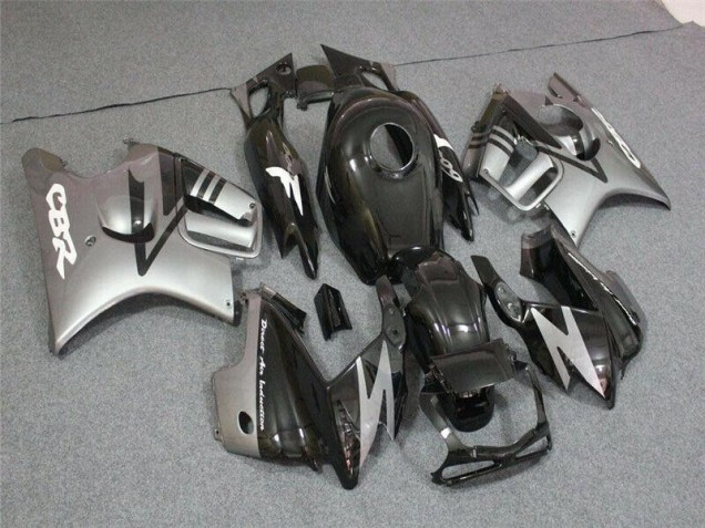 Honda CBR 600 F3 1995-1998 - Negro Honda CBR 600 F3 1995-1998 - Negro